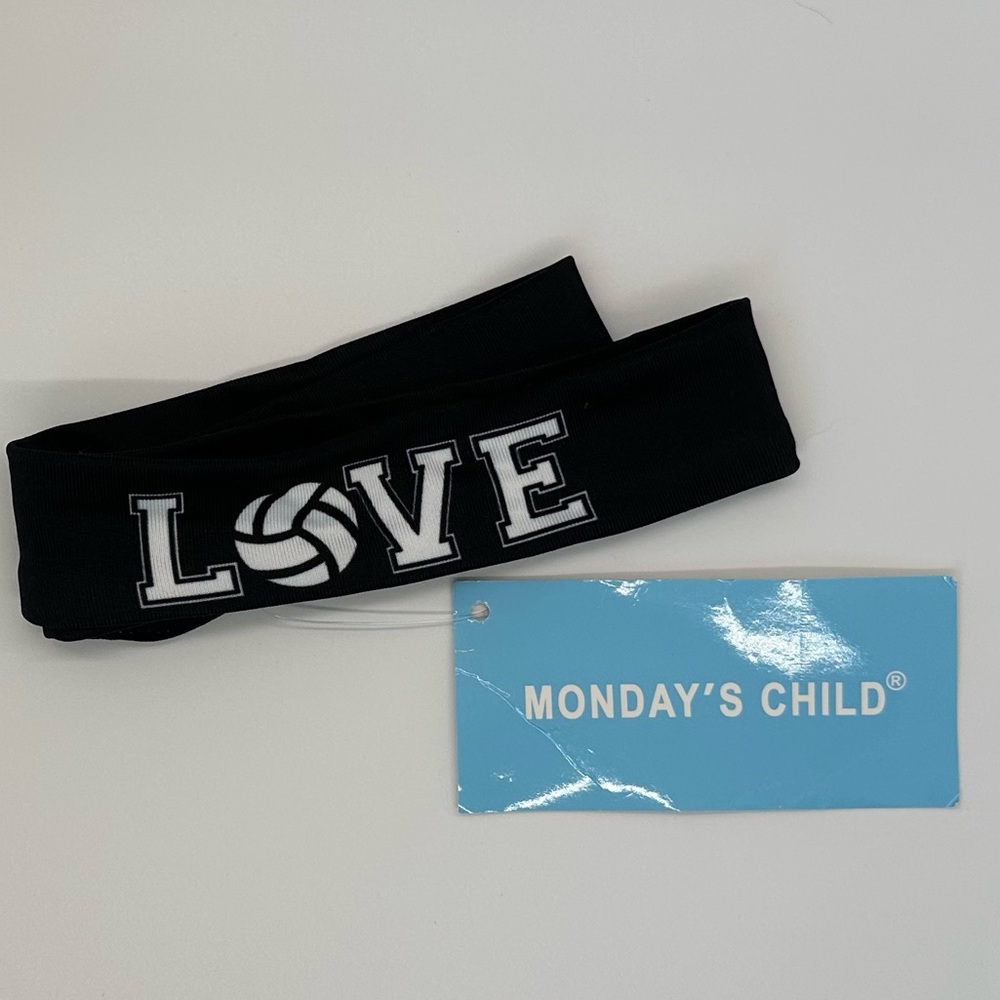 NWT Love b&w volleyball headband